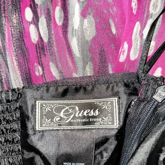 Guess,  size 3, pink graphic cocktail dress - Picture 4 of 6